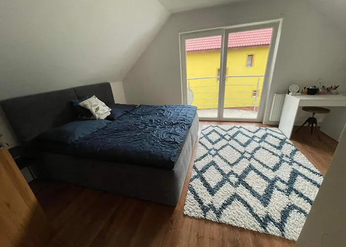 3izbovy Rodinny Dom S Krbom Holiday home